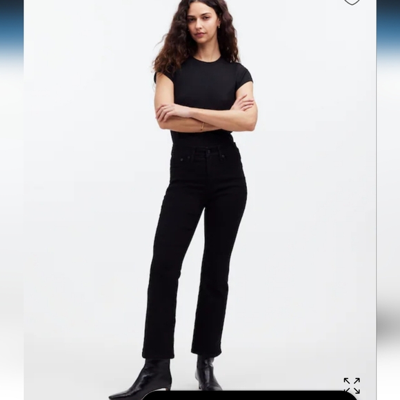 Madewell Petite Mid Rise Kick Out Crop‎ Jeans Black 28 Petite - Picture 1 of 12